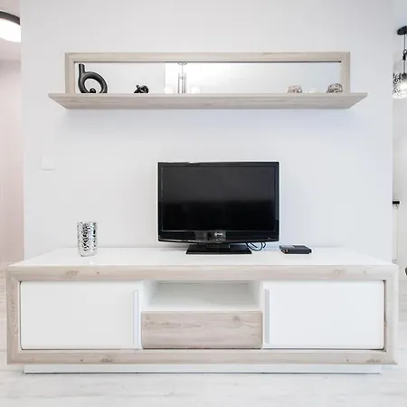 Lovely Studio Close To The Center. Free Parking Warsaw Exterior photo
