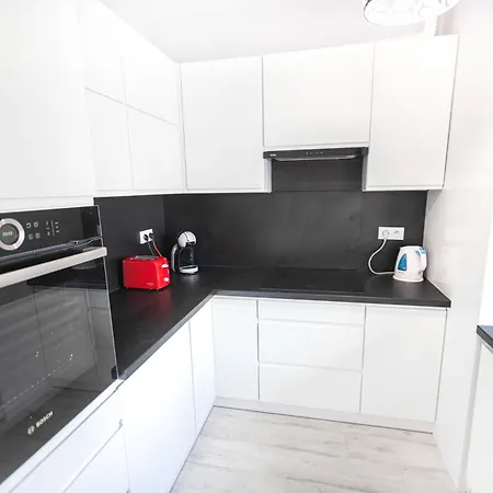 Lovely Studio Close To The Center. Free Parking Warsaw Exterior photo