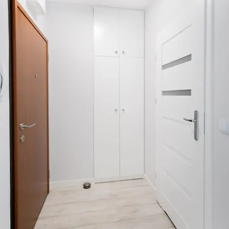 Lovely Studio Close To The Center. Free Parking Warsaw Exterior photo