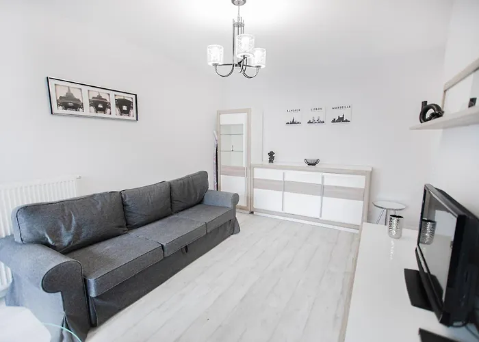 Lovely Studio Close To The Center. Free Parking